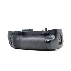 Nikon MB-D15 Battery Grip (Condition: Well Used)
