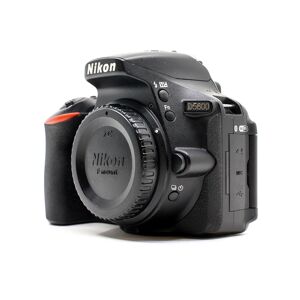 Nikon D5600 (Condition: Excellent)