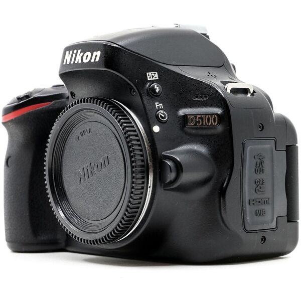 nikon d5100 (condition: good)