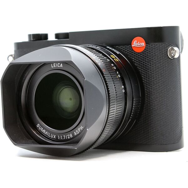 leica q2 (condition: excellent)