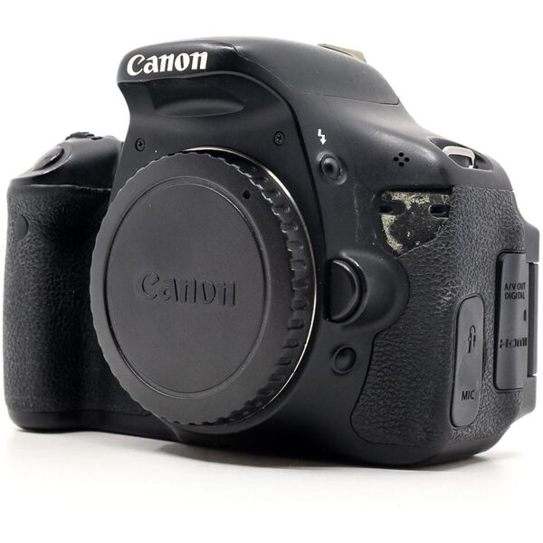 canon eos 600d (condition: well used)