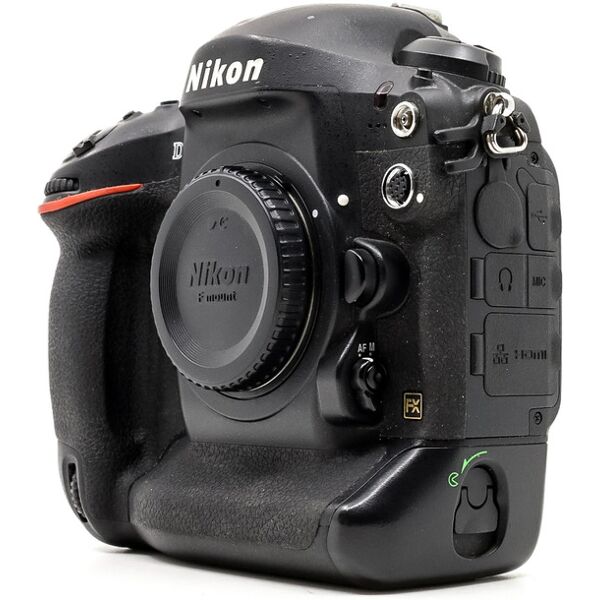 nikon d4 (condition: good)