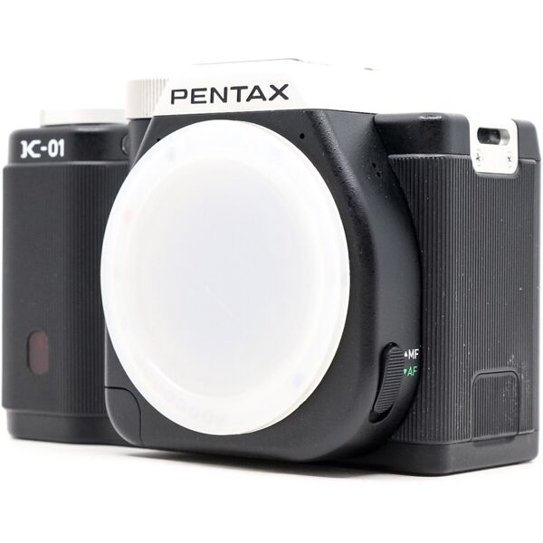 pentax k-01 (condition: excellent)