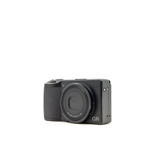 ricoh gr iiix (condition: excellent)