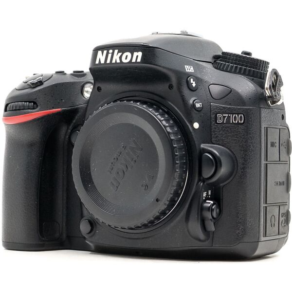 nikon d7100 (condition: excellent)