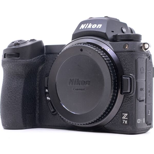 nikon z7 ii (condition: like new)