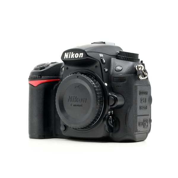 nikon d7000 (condition: excellent)