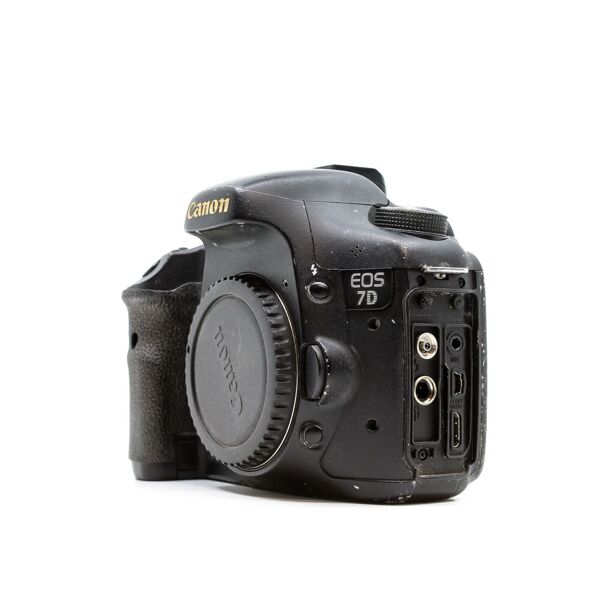 canon eos 7d (condition: heavily used)