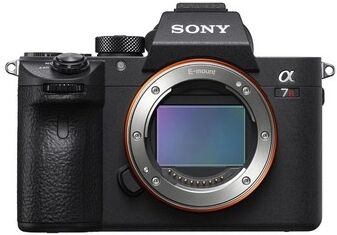 Sony Fotocamera Mirrorless Sony Alpha A7R III - Prodotto in Italiano