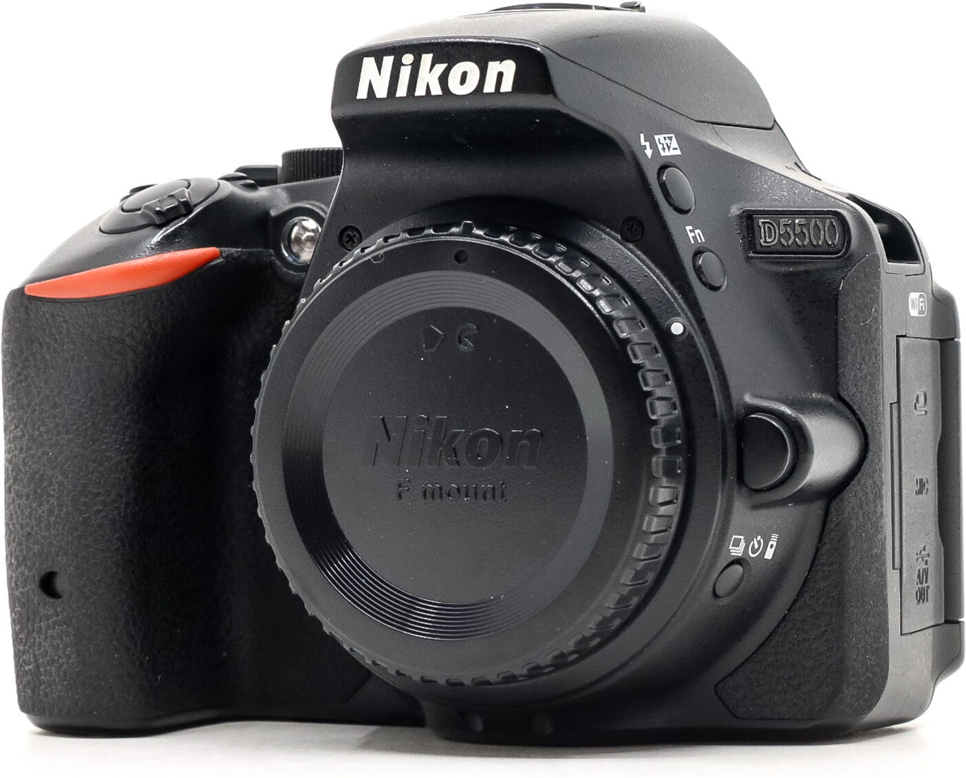 Nikon D5500 (Condition: Excellent)