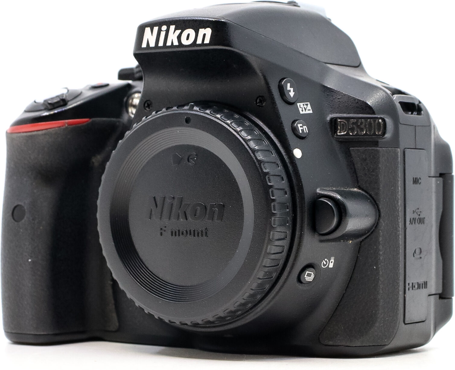 Nikon D5300 (Condition: Excellent)