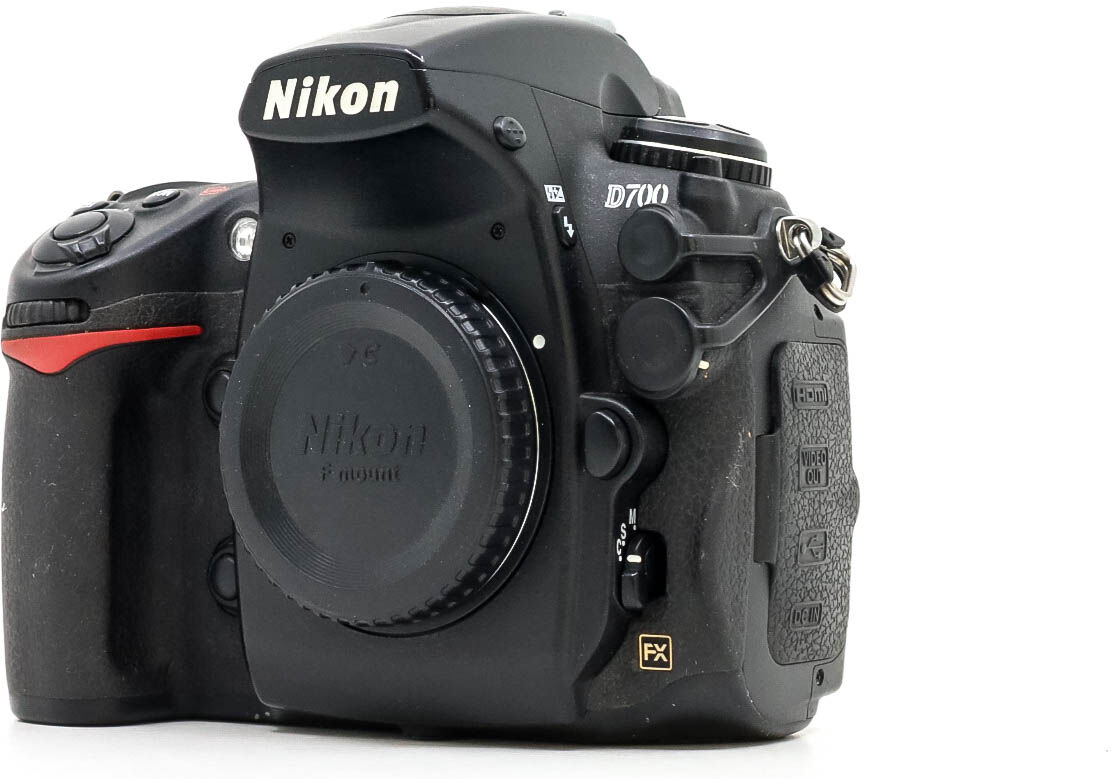 Nikon D700 (Condition: Well Used)