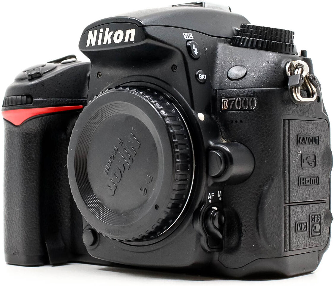 Nikon D7000 (Condition: Good)