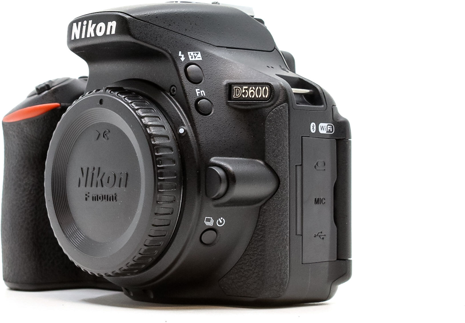 Nikon D5600 (Condition: Excellent)