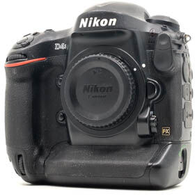 Nikon D4s (Condition: Excellent)