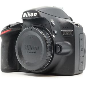 Used Nikon D3200