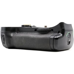 Used Nikon MB-D10 Battery Grip