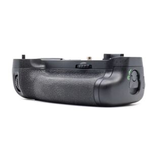 Used Nikon MB-D16 Battery Grip