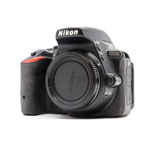 Used Nikon D5500