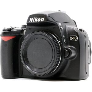 Used Nikon D40