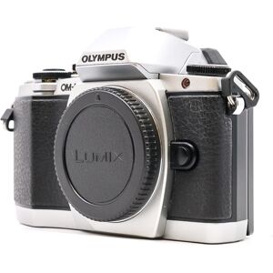 Used Olympus OM-D E-M10