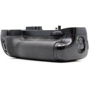 Used Nikon MB-D15 Battery Grip