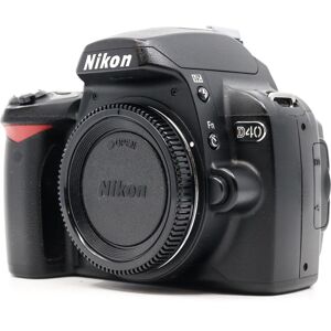 Used Nikon D40