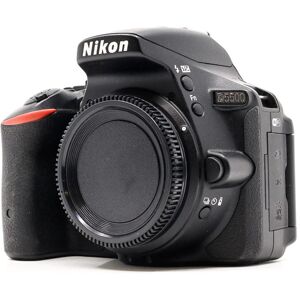 Used Nikon D5500