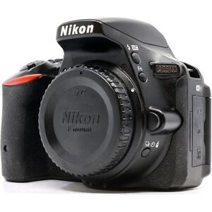 Used Nikon D5500