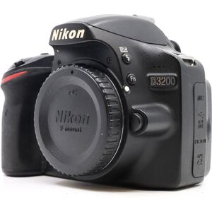 Used Nikon D3200