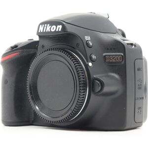 Used Nikon D3200