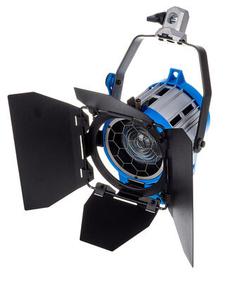 ARRI 300 Plus Blue