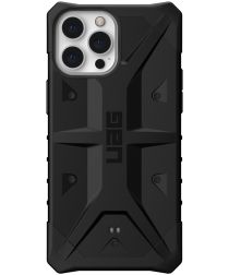 UAG Urban Armor Gear Pathfinder Series iPhone 13 Pro Max Hoesje Zwart