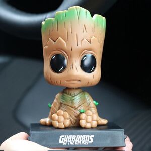 Apple Cartoon Groot Car Dash Bobblehead Action Figur Sød Anime Groot