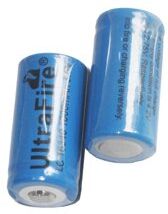 Rechargeable UltraFire 2x 16340 batteri (1000 mAh, Oppladbart)