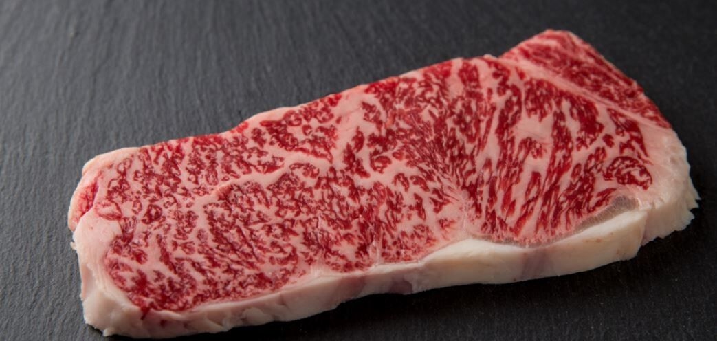 Wagyu Oberweidacher Hof Wagyu Roastbeef vom Wagyurind aus Südtirol, vakumiert,1 Stück, 200g