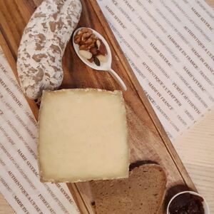 Planche Babory (B): demi Sanerac et saucisson boeuf Salers du Cantal sans nitrites - En direct de Maison Marie SEVERAC (Cantal)