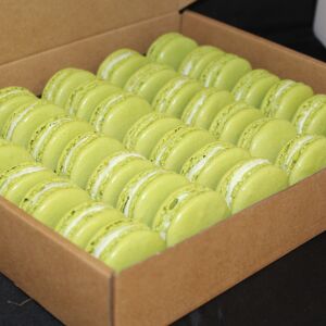 35 Macarons Pistache - En direct de Les Macarondises (Eure-et-Loir)