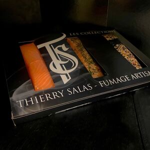 Thierry Salas, fumage artisanal collection craquante : paves de saumon fume, marine gravlax, signature 3 sesames et sirop d'erable (Haute-Garonne)