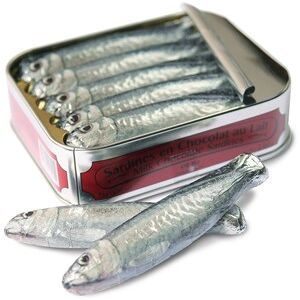 Cluizel Tin of milk chocolate sardines