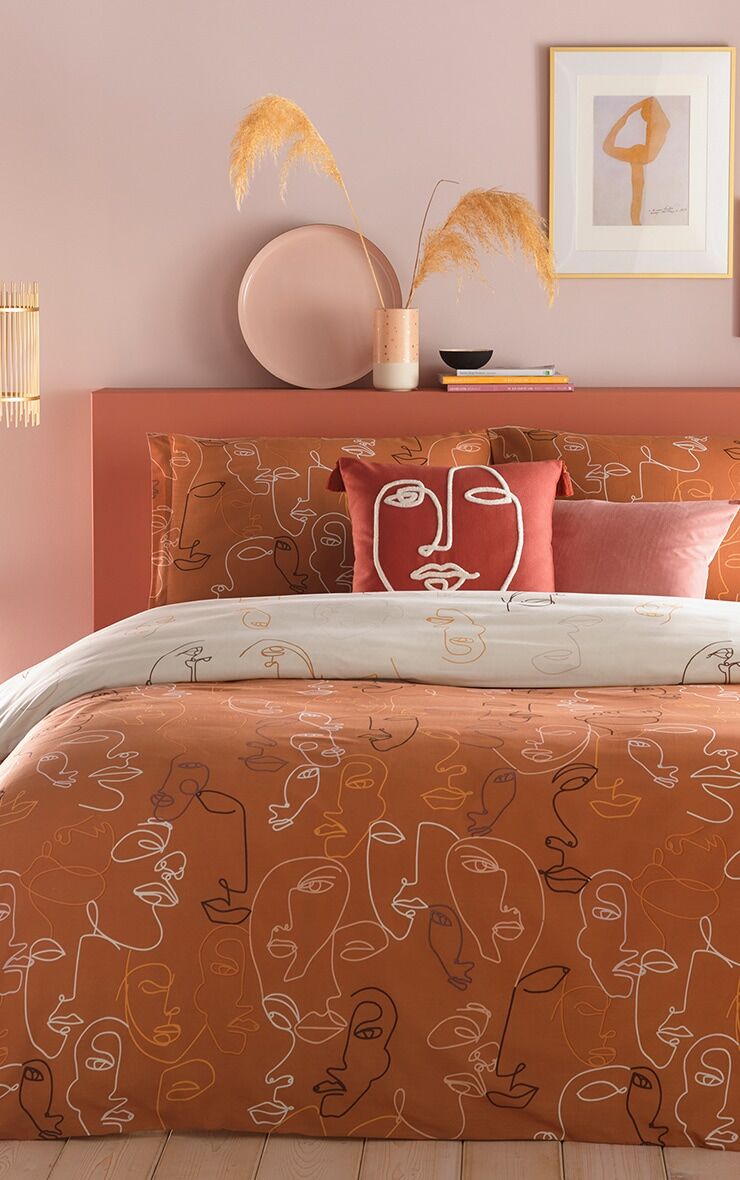 PrettyLittleThing Nude Face Silhouette King Duvet Set  - Nude - Size: One Size