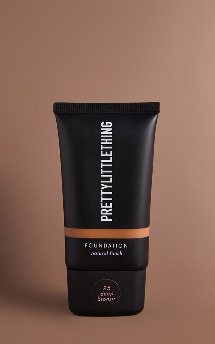 PRETTYLITTLETHING Serum Foundation Deep Bronze