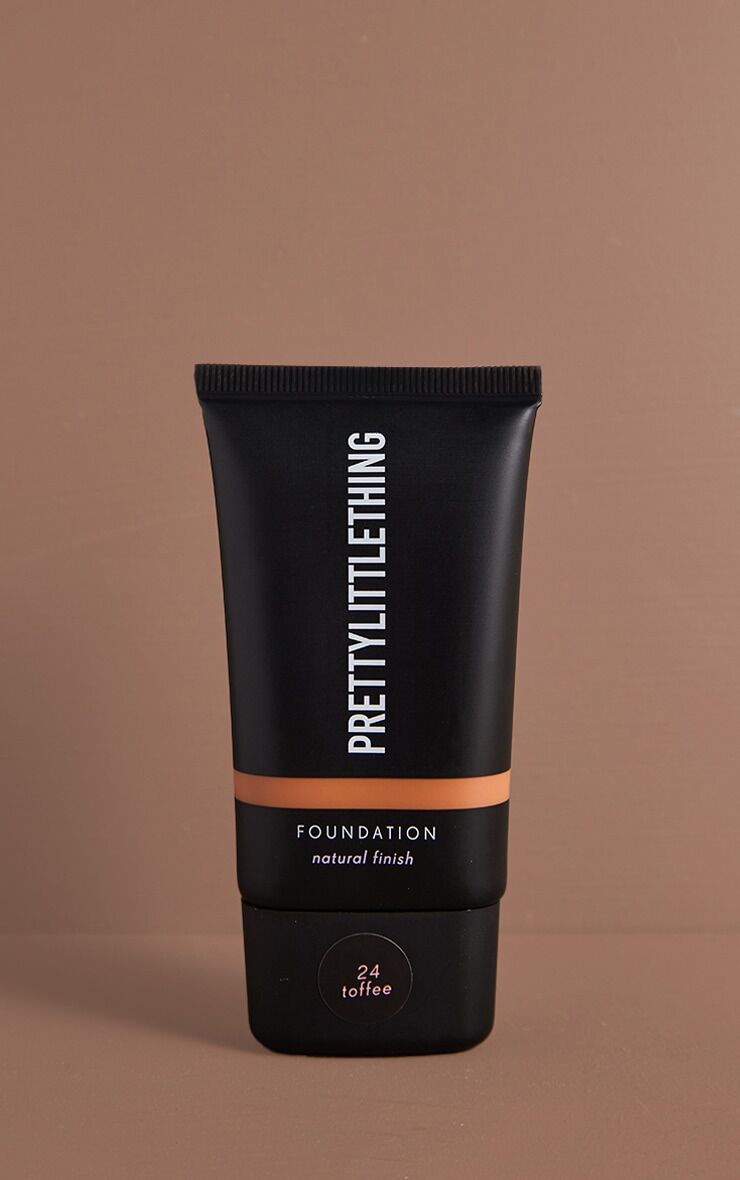 PRETTYLITTLETHING Serum Foundation Mocha