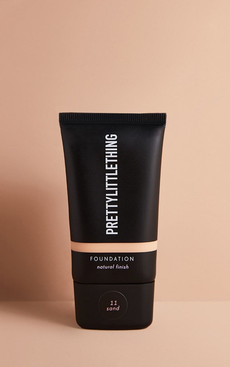 PRETTYLITTLETHING Serum Foundation Sand