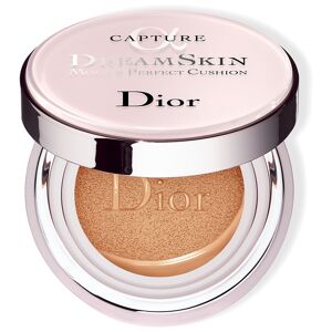 Christian Dior Capture Totale DREAMSKIN - Moist & Perfect Cushion SPF 50 - PA+++ Foundation 30 g 020