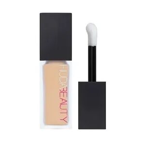 HUDA BEAUTY Faux Filter Concealer 9 ml Cotton Candy 2.3