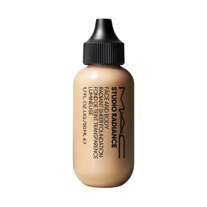 MAC Perfect Shot Studio Radiance Face and Body Radiant Sheer Foundation 50 ml C 1 - C1