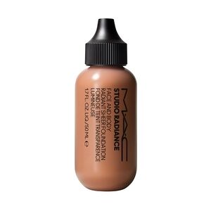 MAC Perfect Shot Studio Radiance Face and Body Radiant Sheer Foundation 50 ml W 4 - W4