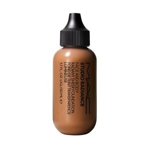 MAC Perfect Shot Studio Radiance Face and Body Radiant Sheer Foundation 50 ml C 6 - C6