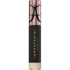 Anastasia Beverly Hills Magic Touch Concealer 5